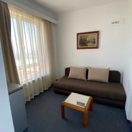 Hotel Noy